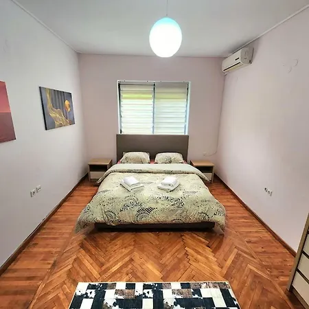 Turqoise Flat In Center With 24h Self Check In