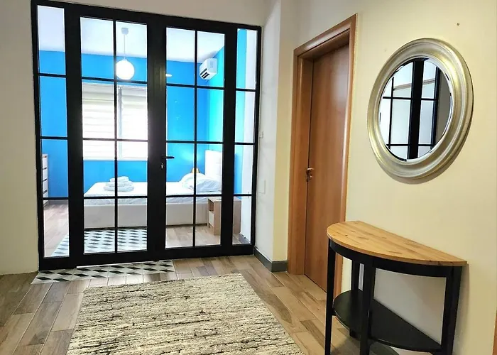 Turqoise Flat In Center With 24h Self Check In Apartman *