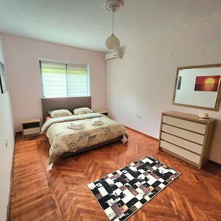 Turqoise Flat In Center With 24h Self Check In Apartment